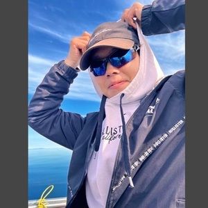 Meet your Posher, Barry